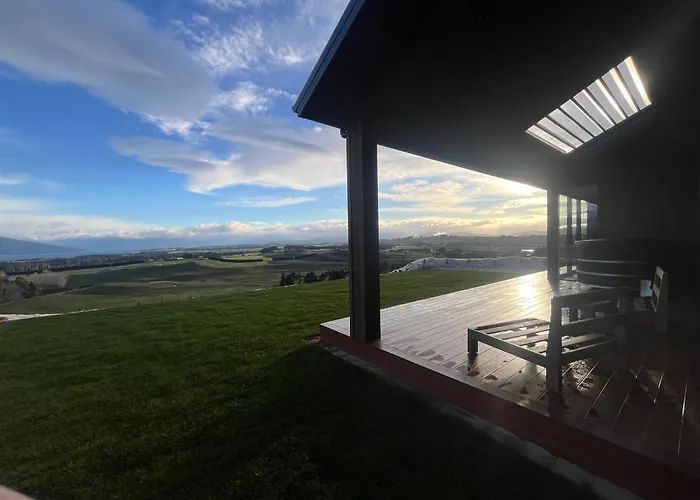 Te Anau Hilltop Hideaway