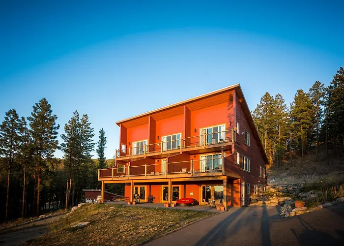 Crooked Tree Guest Suites