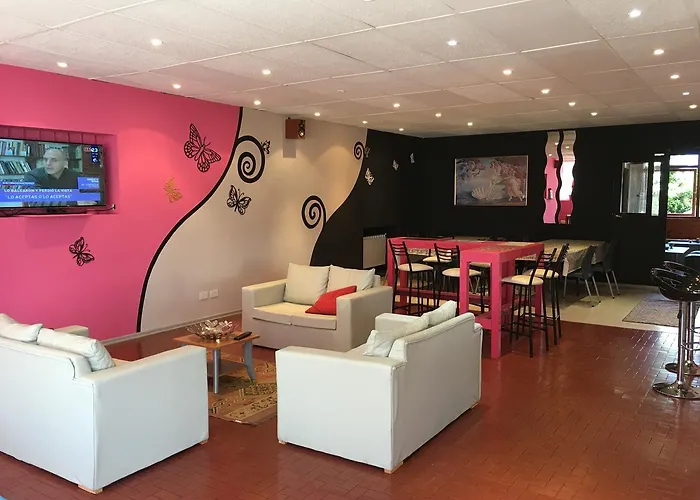  Italia Inn