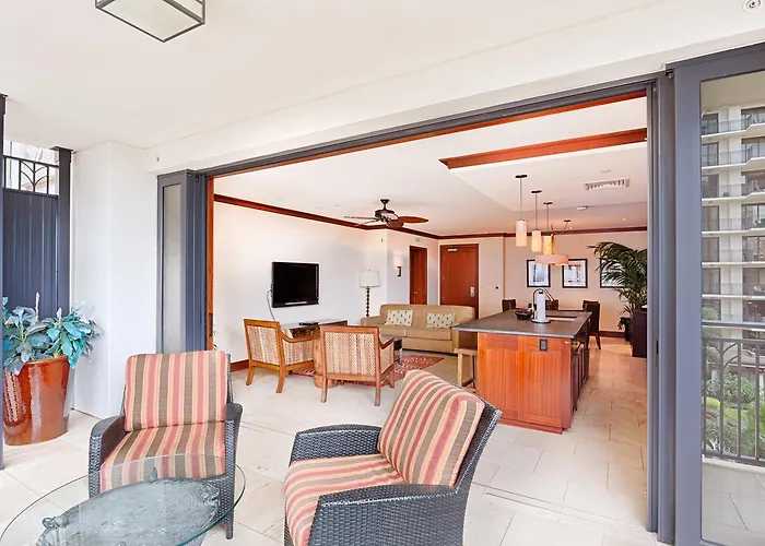 Spacious Fourth Floor Villa With Pool View - Ocean Tower At Ko Olina Beach Villas Resort