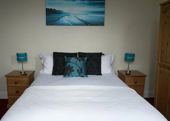 Guest house: The Woodlands