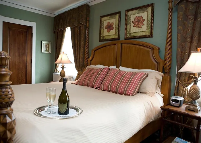 Resort: The Belvedere Inn & Restaurant