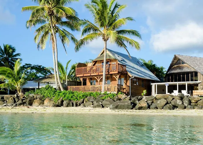 Beach hotel: Manea Beach Villas
