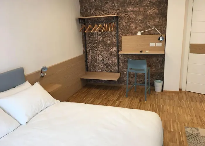 H-Sa Guest House