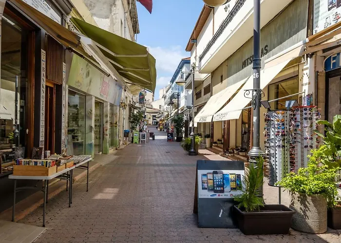 Limassol Old Town Mansion - Steps To The Sea , Marina And Center