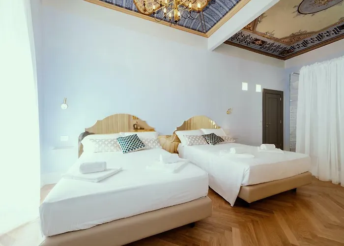 Palazzo Dei Grifoni - Luxury Suites -