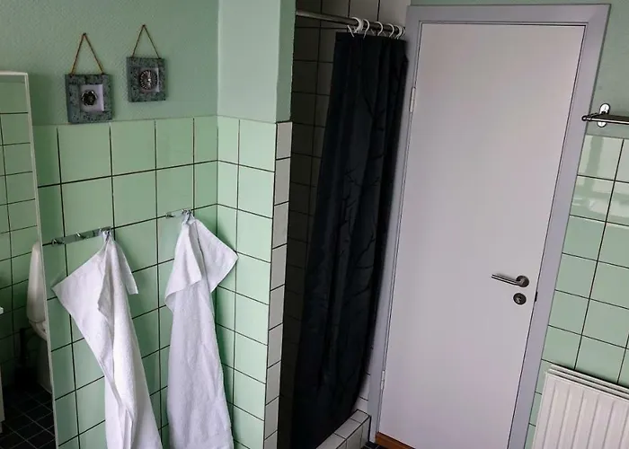 2 Rooms, Private Kitchen, Bathroom, And Garden.