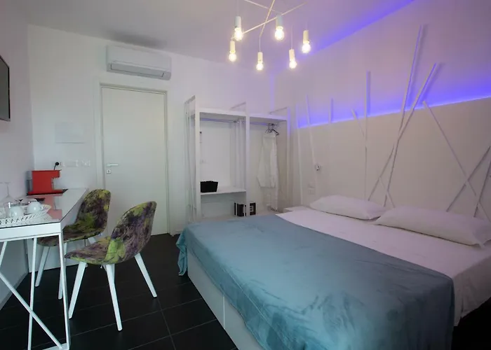 Sunrise Rooms