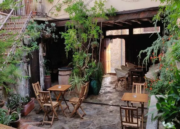 Hostal La Troje Oropesana
