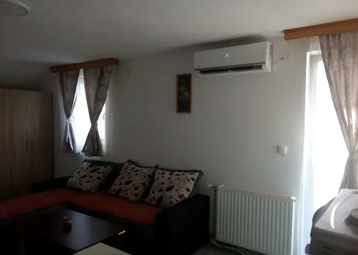 Apartmani "Babici"
