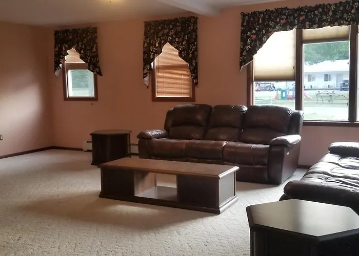 Family Hotel: Red Ranch Inn