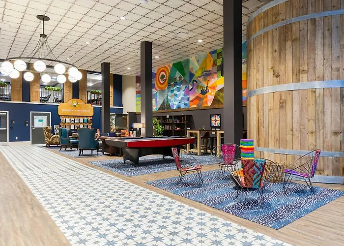 Hi New Orleans Hostel