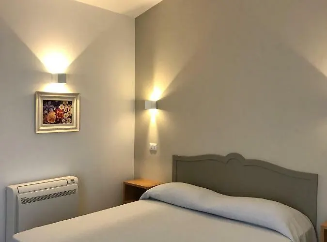 Cinema House Apartments