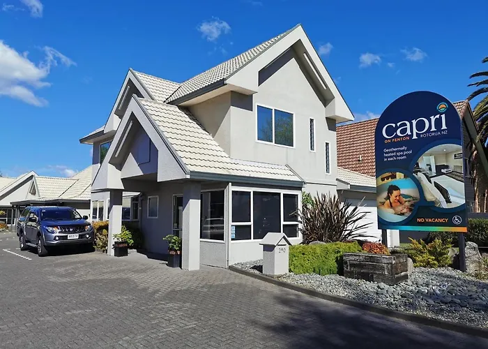 Motel: Capri On Fenton