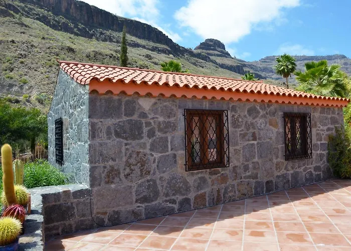 Villa con piscina: Finca Las Olivas - Unique Country House With Heated Pool