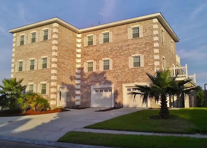 Waterfront Nola Villa: 23 Mi To French Quarter!