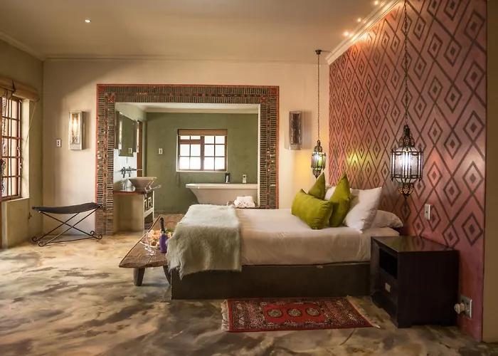 Romantic hotels Singa Lodge - Lion Roars s & Lodges